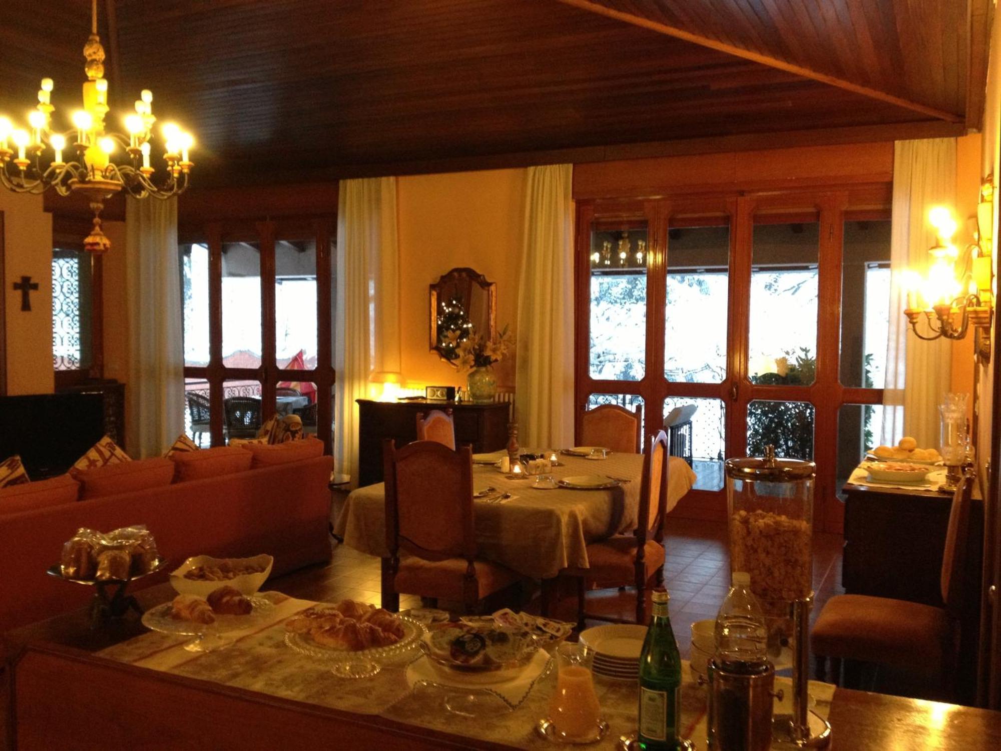 Bed&Garden Bed & Breakfast Cesate Bagian luar foto