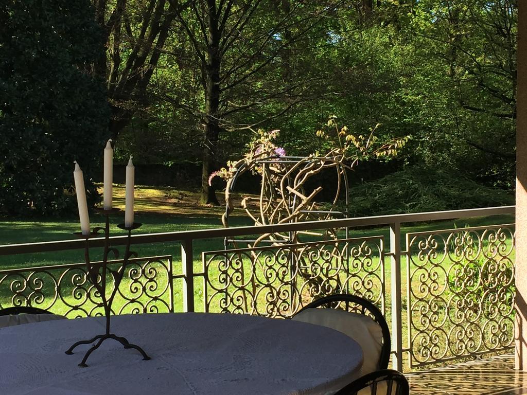 Bed&Garden Bed & Breakfast Cesate Bagian luar foto