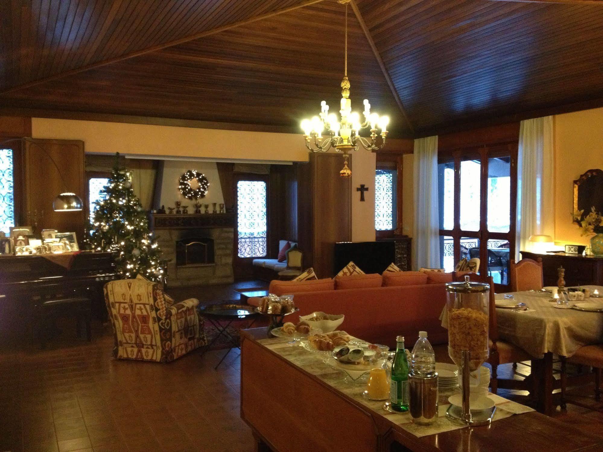 Bed&Garden Bed & Breakfast Cesate Bagian luar foto